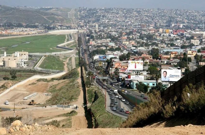  Muro fronterizo destruye reserva