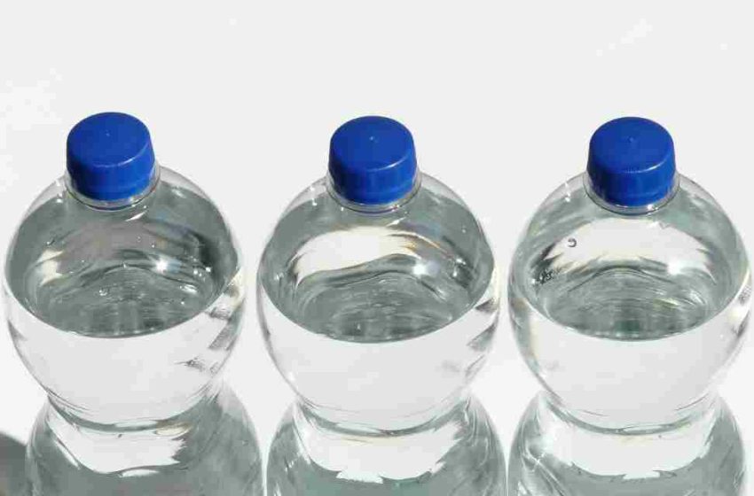  Nestlé presenta  botella 100% reciclables