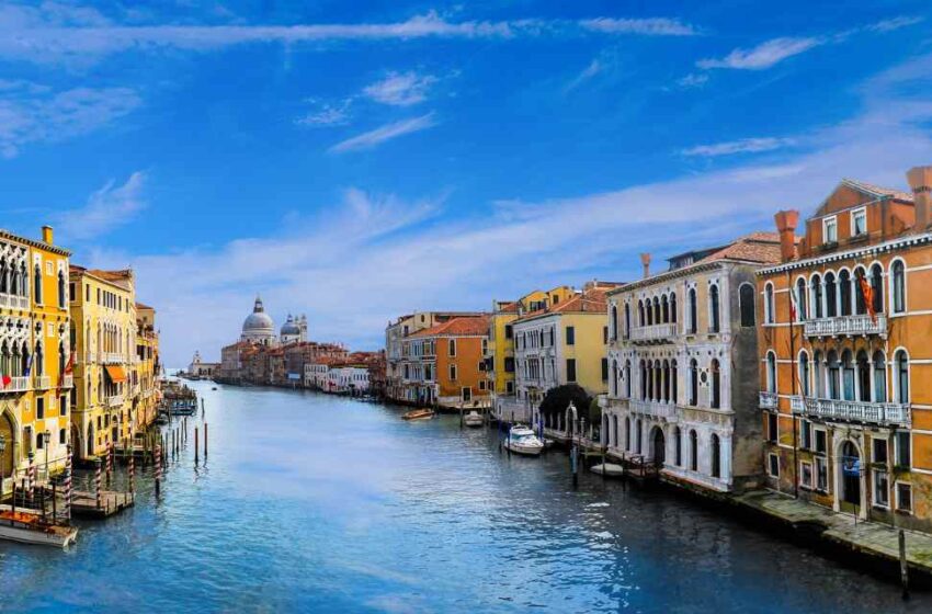 Venecia se prepara para inundaciones